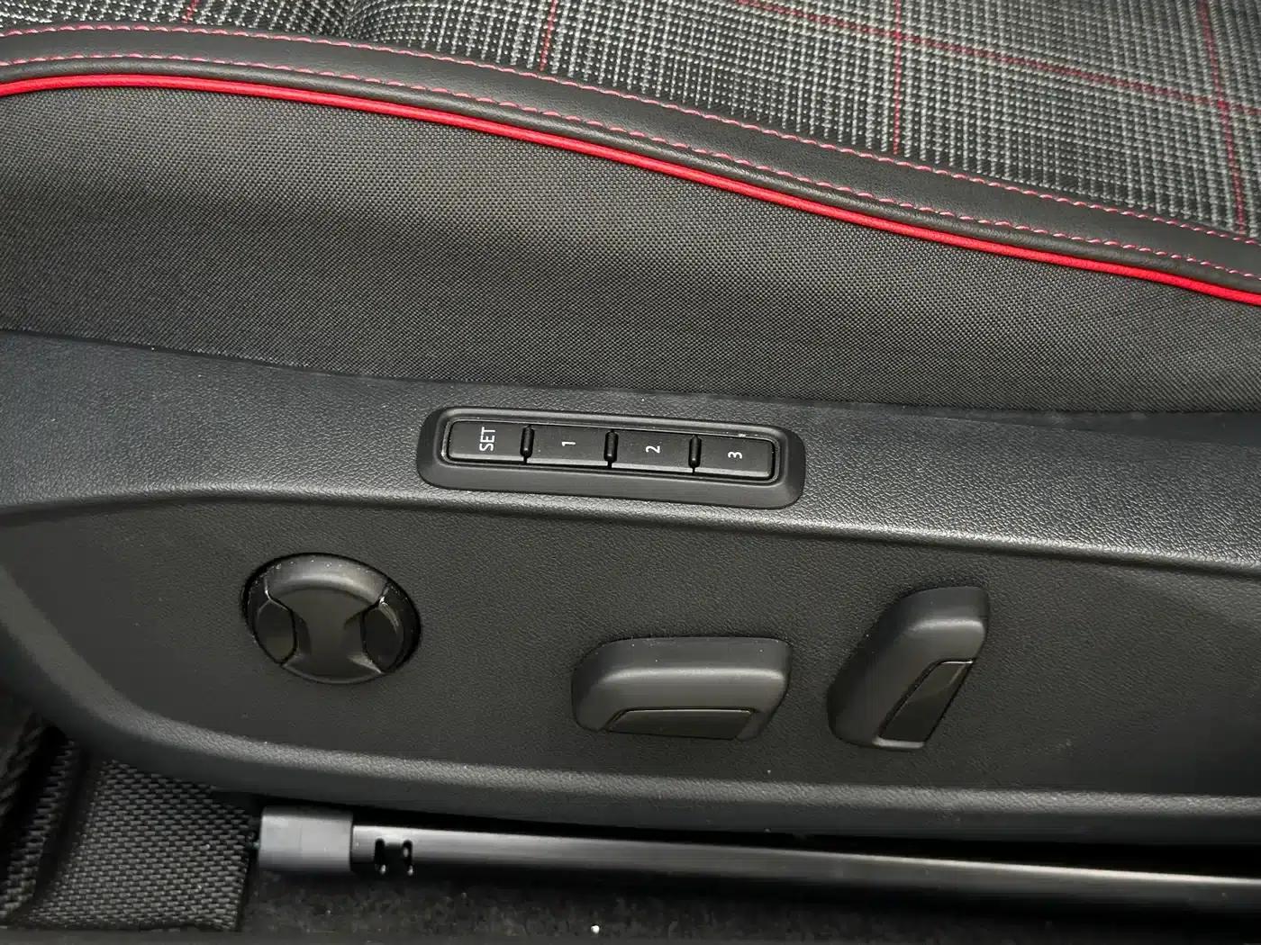 2026 Golf GTI 380TSI DSG GTI — миниатюра 22