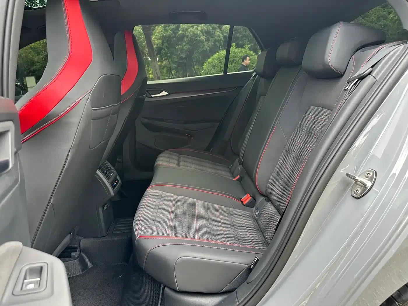 2026 Golf GTI 380TSI DSG GTI — миниатюра 9