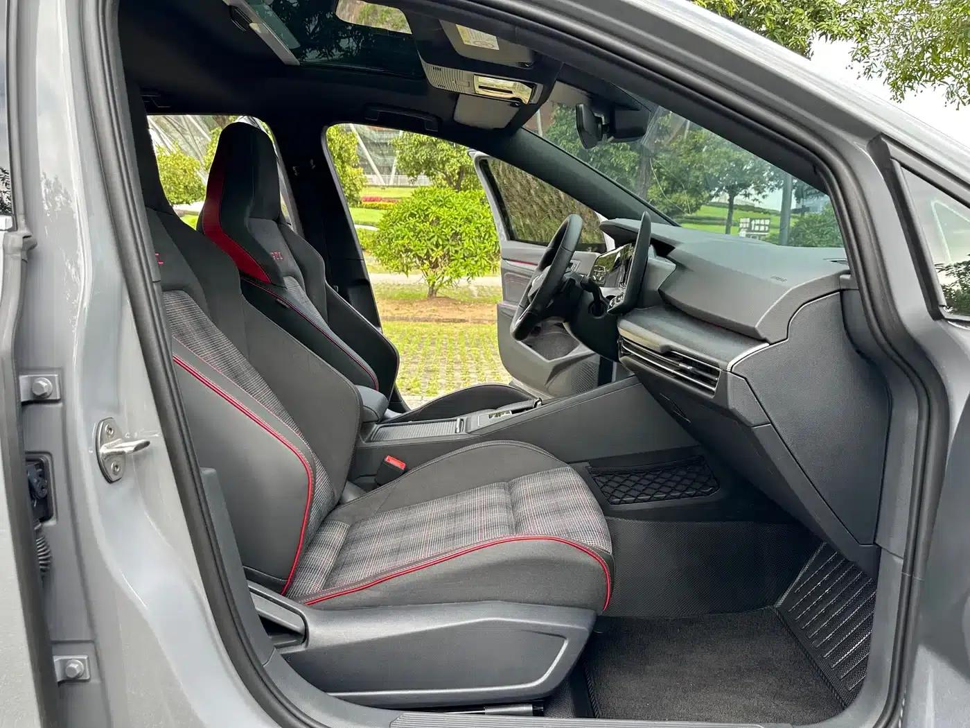 2026 Golf GTI 380TSI DSG GTI — миниатюра 10