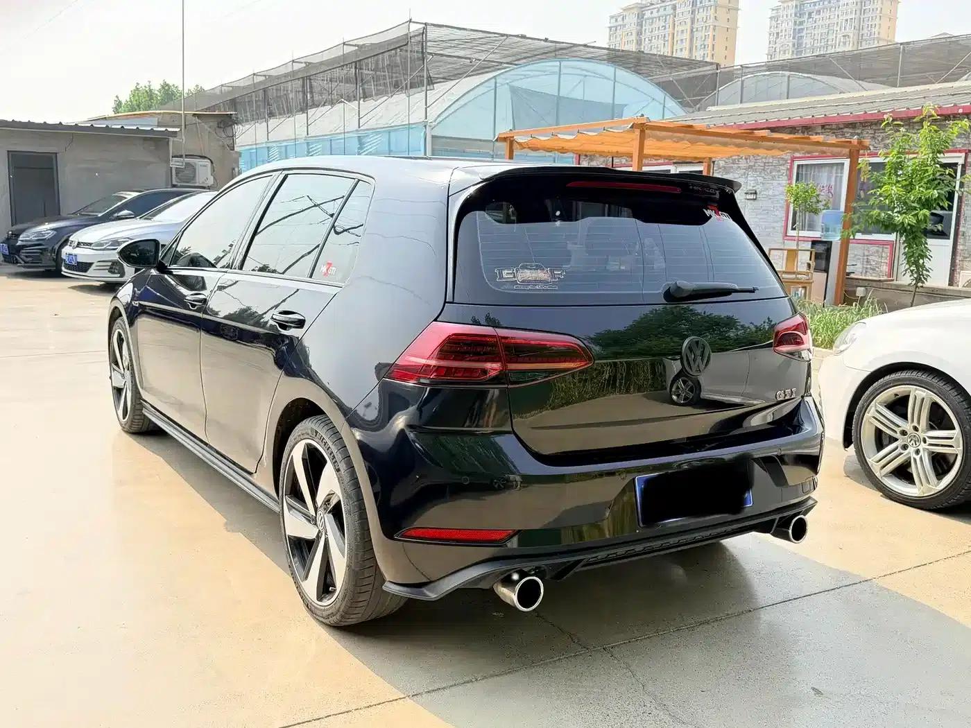 2018 Golf GTI 2.0TSI GTI — миниатюра 3