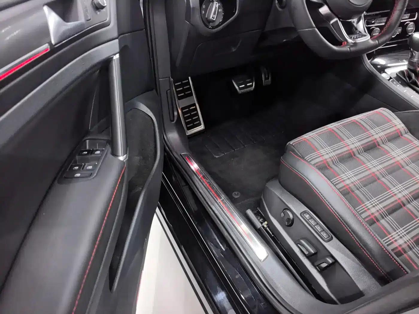 2019 Golf GTI 2.0TSI GTI (China V emission standard) — миниатюра 4