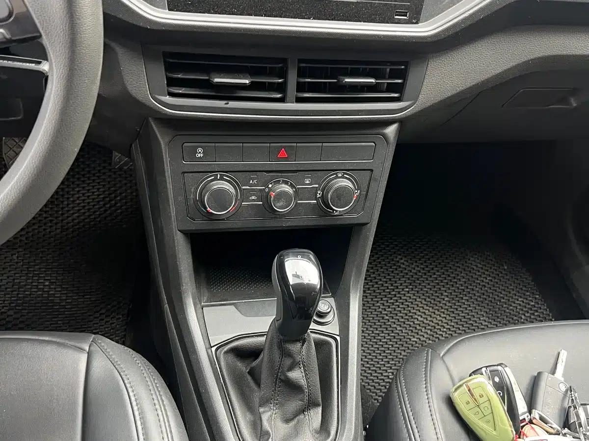 2023 Volkswagen T-Cross 1.5L Automatic Fashion Edition — миниатюра 5