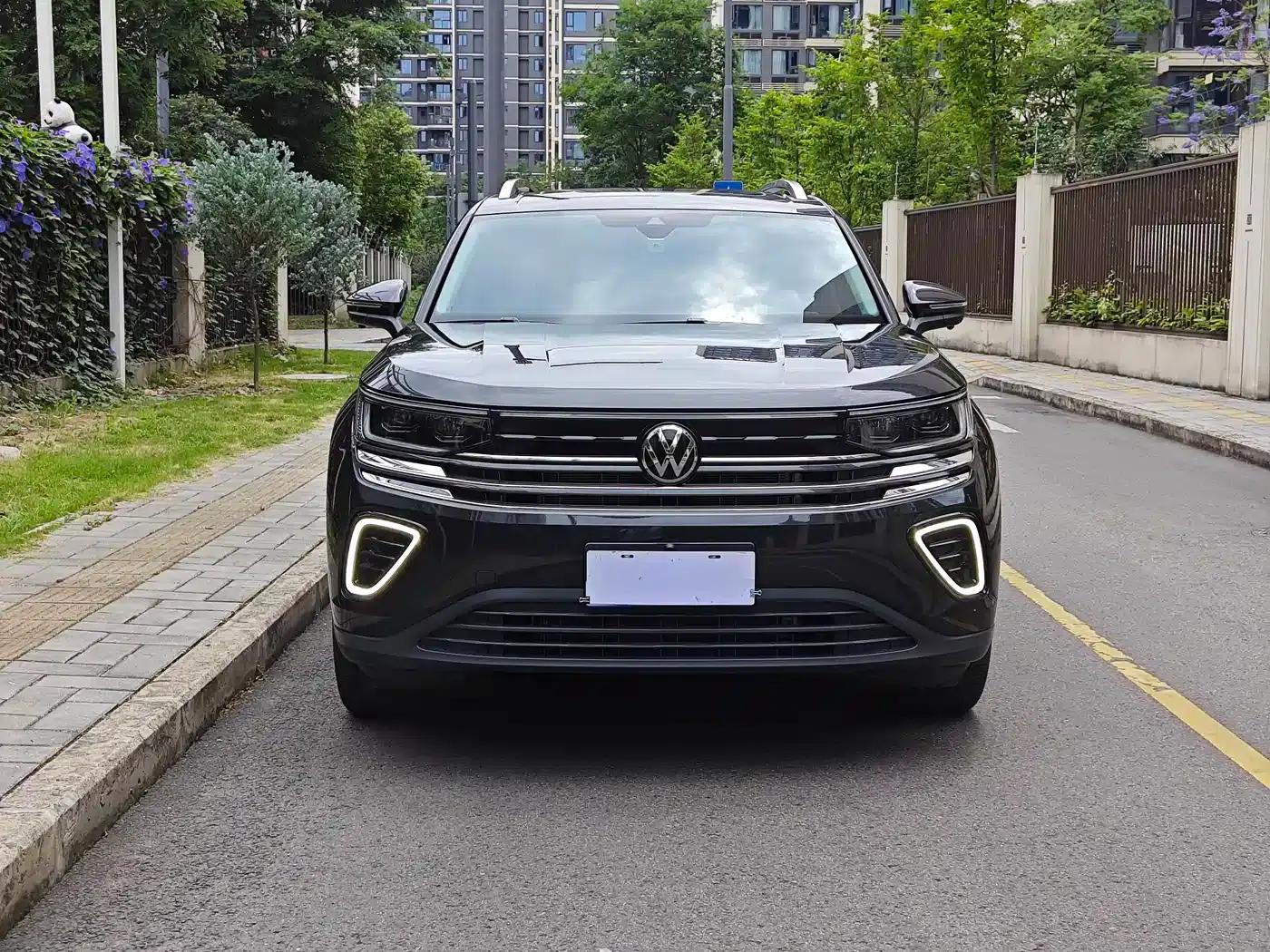 2024 Range Rover 330TSI Luxury Cruiser Edition — миниатюра 2