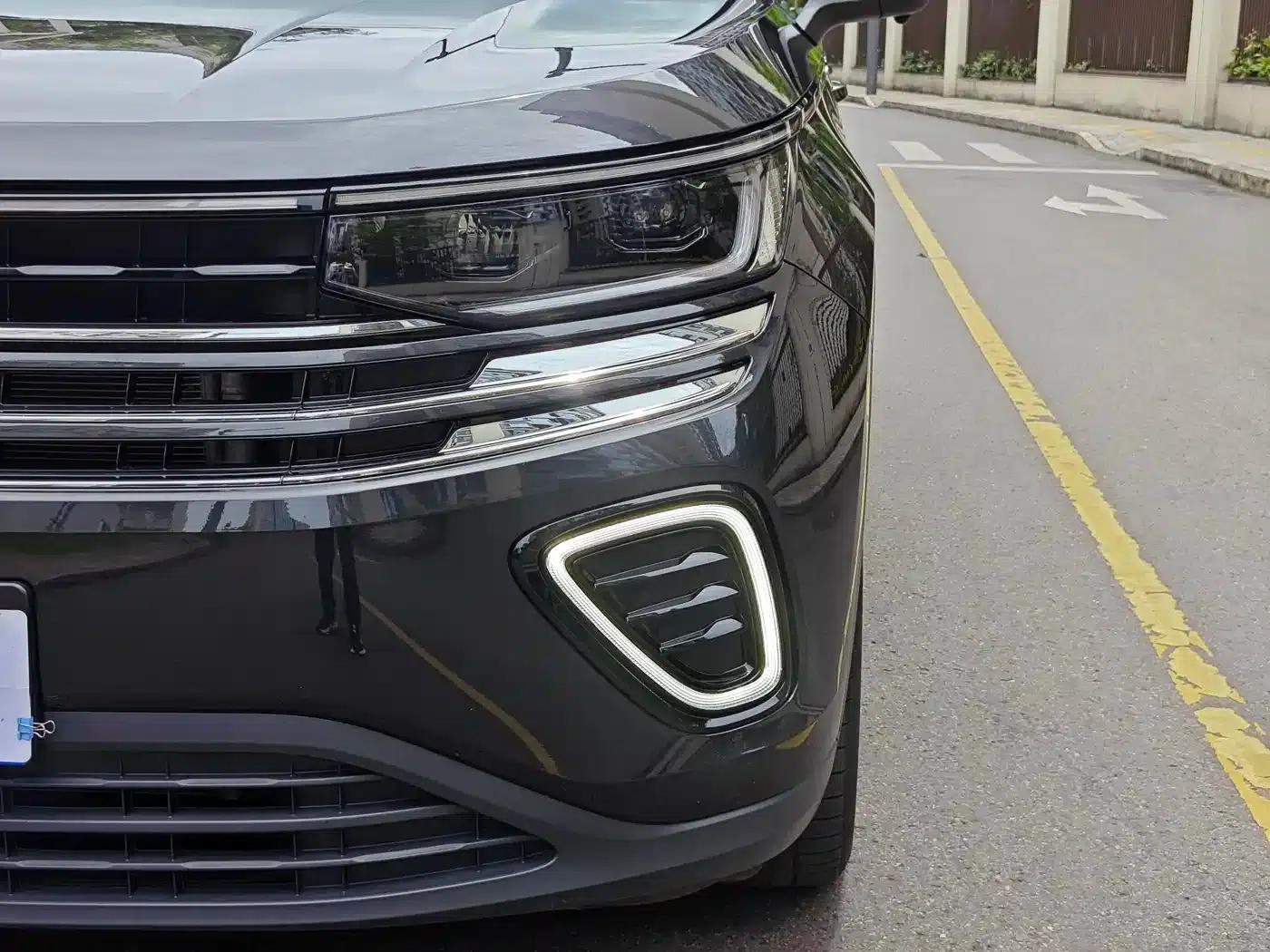 2024 Range Rover 330TSI Luxury Cruiser Edition — миниатюра 4