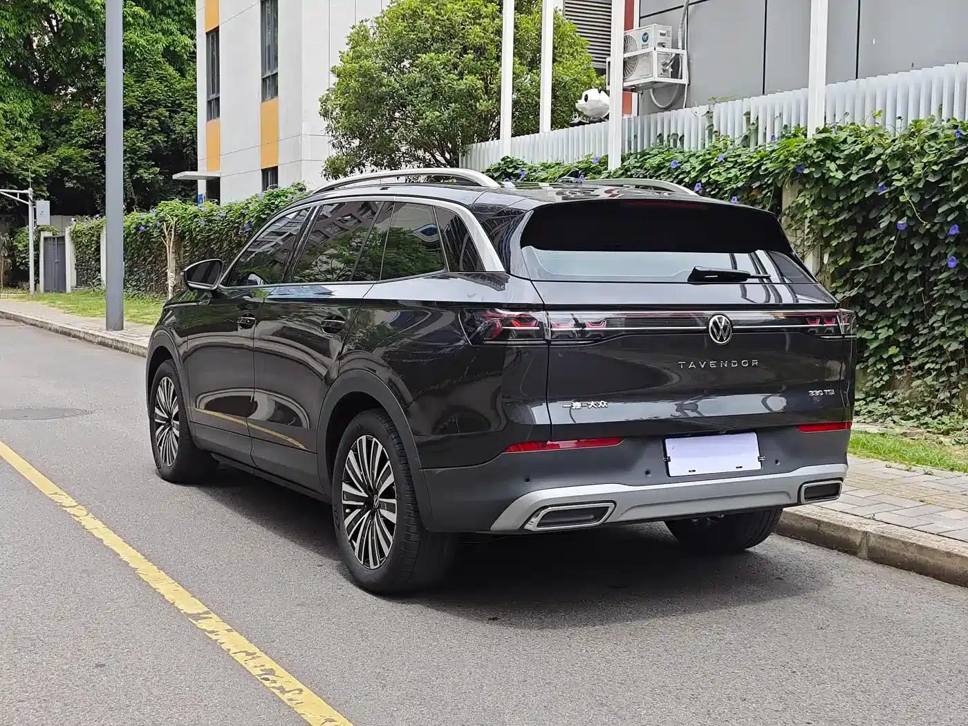 2024 Range Rover 330TSI Luxury Cruiser Edition — миниатюра 7