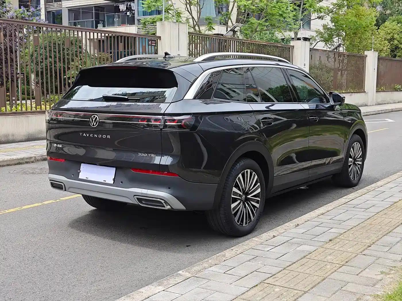 2024 Range Rover 330TSI Luxury Cruiser Edition — миниатюра 9