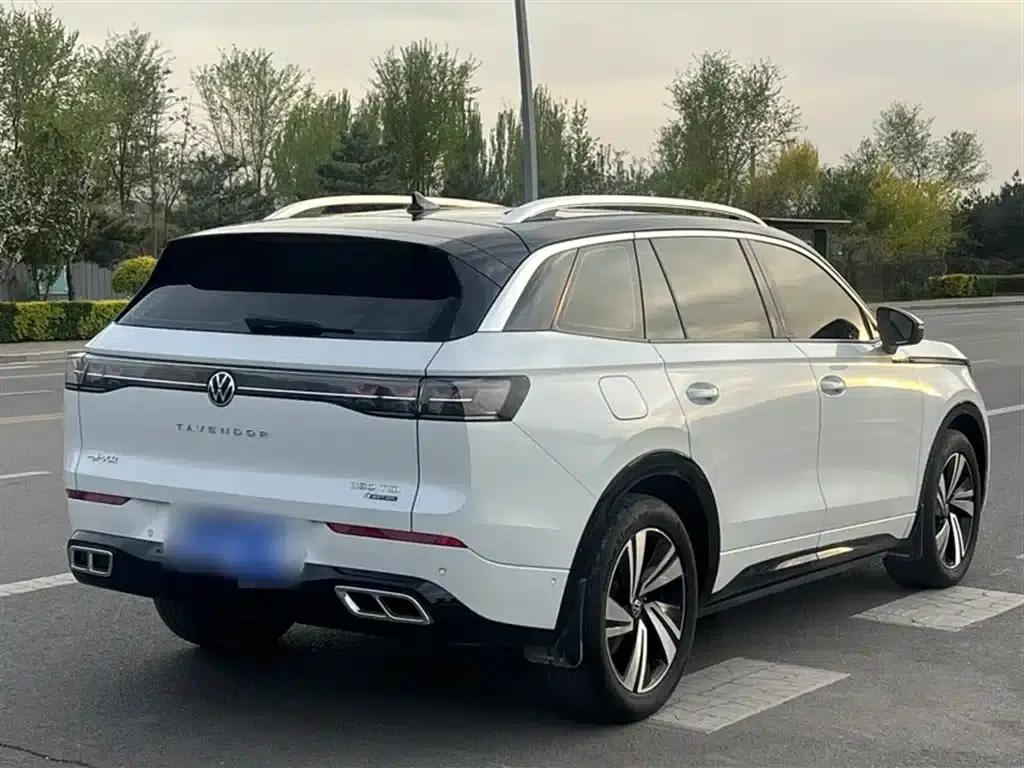 2023 Range Rover 380TSI AWD R-Line Cruiser — миниатюра 6
