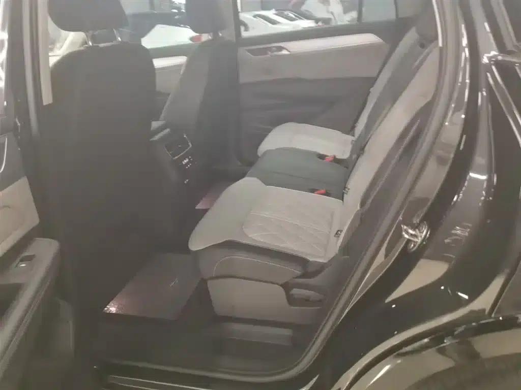 2023 Range Rover 380TSI AWD R-Line Cruiser — миниатюра 17