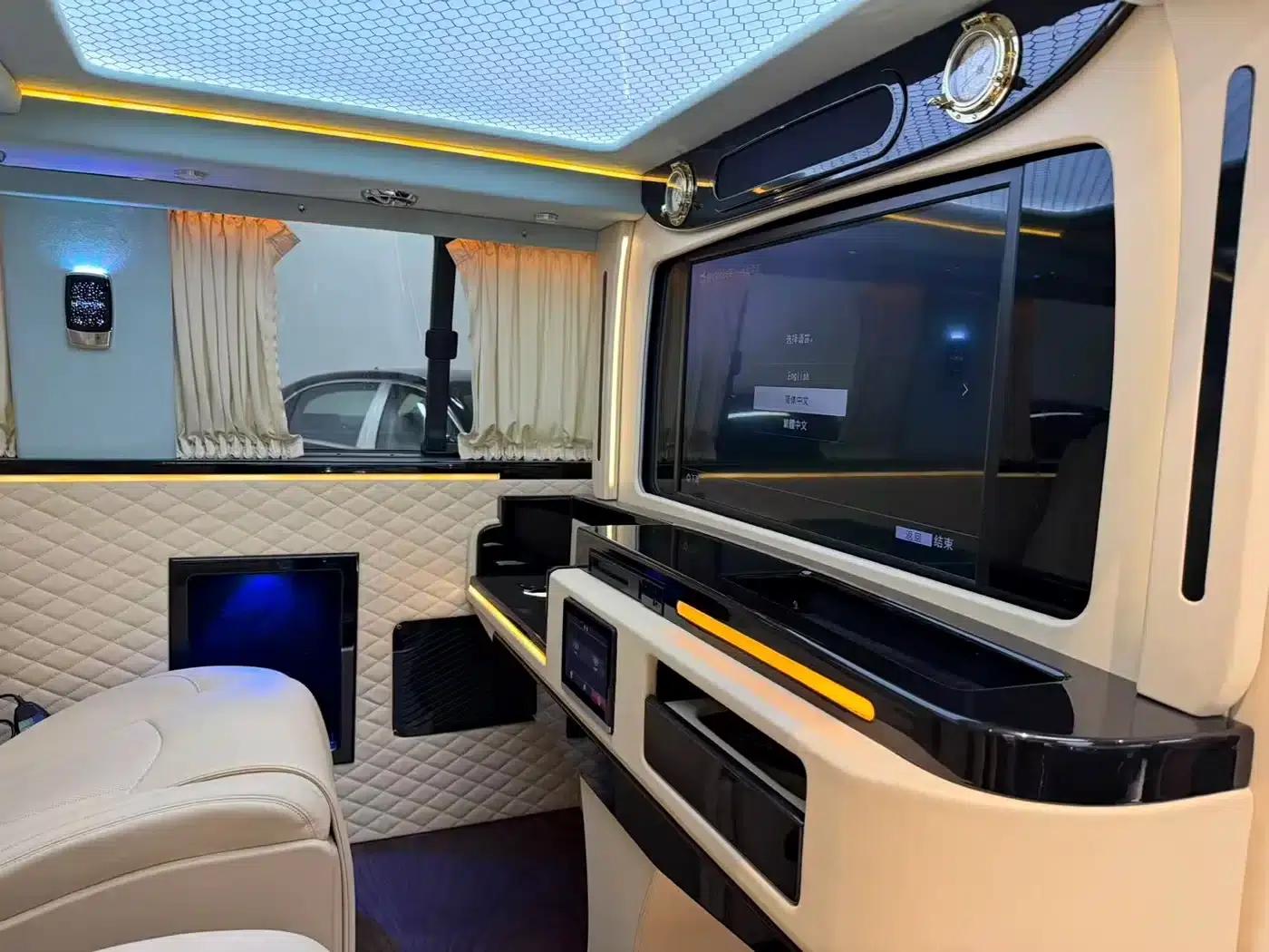 Caravelle 2018 2.0TSI 4WD Luxury 7-Seater — миниатюра 15