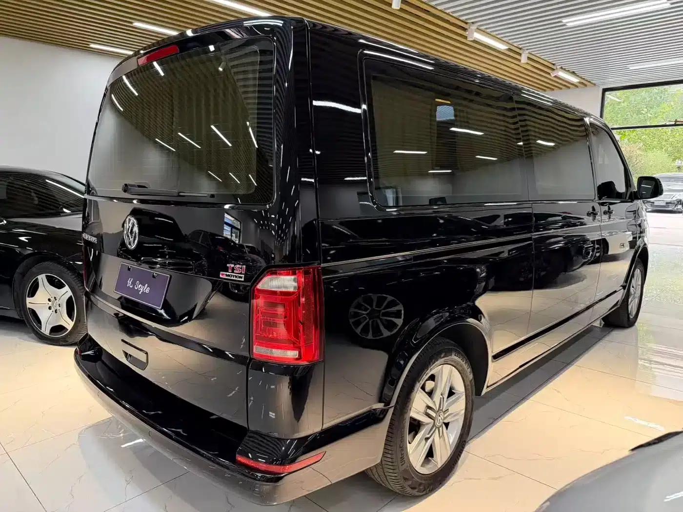 Caravelle 2018 2.0TSI 4WD Luxury 7-Seater — миниатюра 3