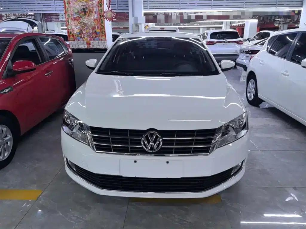 Lavida Gran Turismo 2013 1.6L Automatic Comfort Model — миниатюра 6
