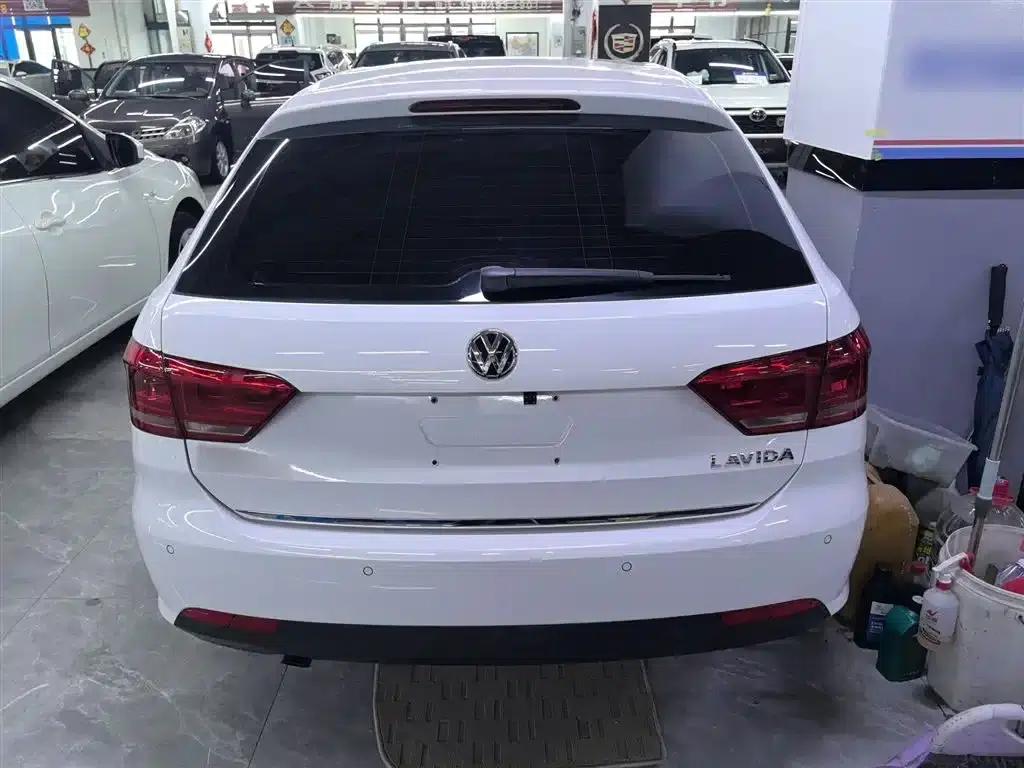 Lavida Gran Turismo 2013 1.6L Automatic Comfort Model — миниатюра 8