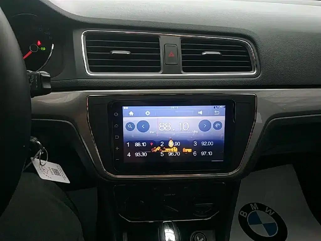 Lavida Gran Turismo 2015 1.6L Automatic Comfort Edition — миниатюра 13