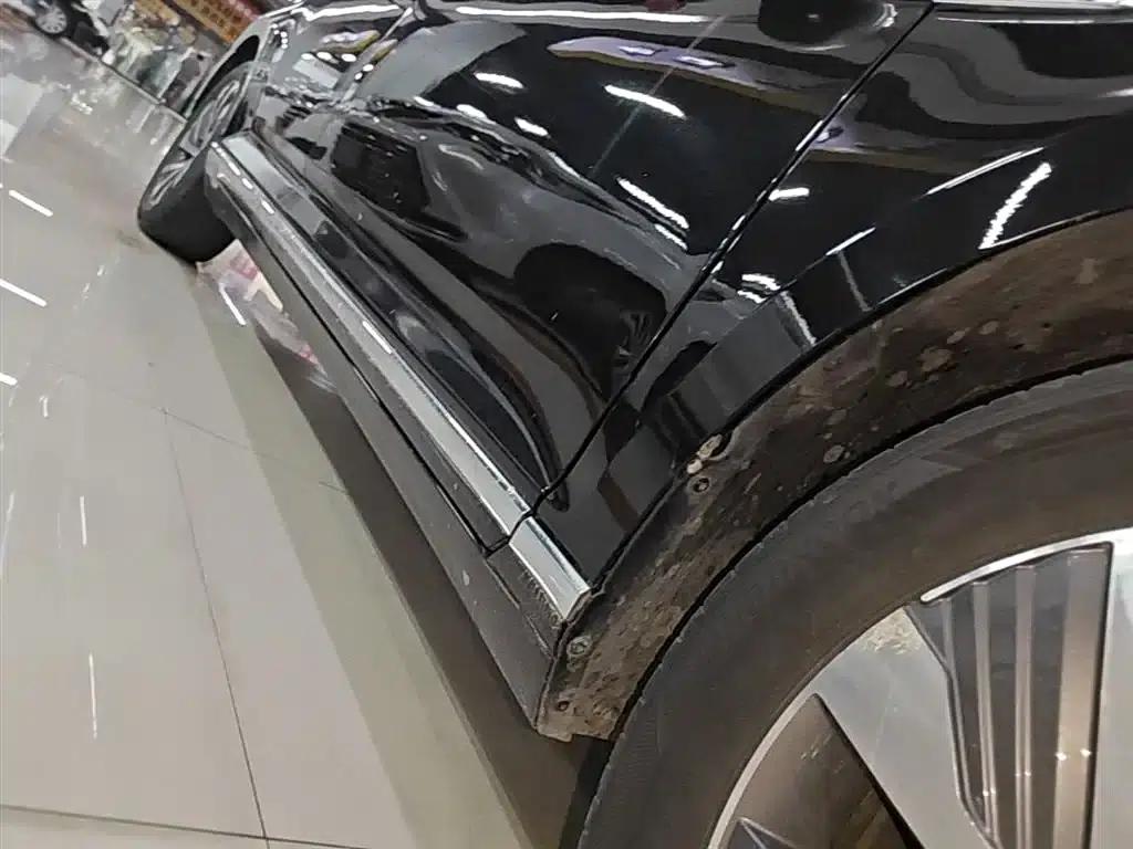 2022 Volkswagen Passat GTE Plug-in Hybrid GTE Luxury Model — миниатюра 21
