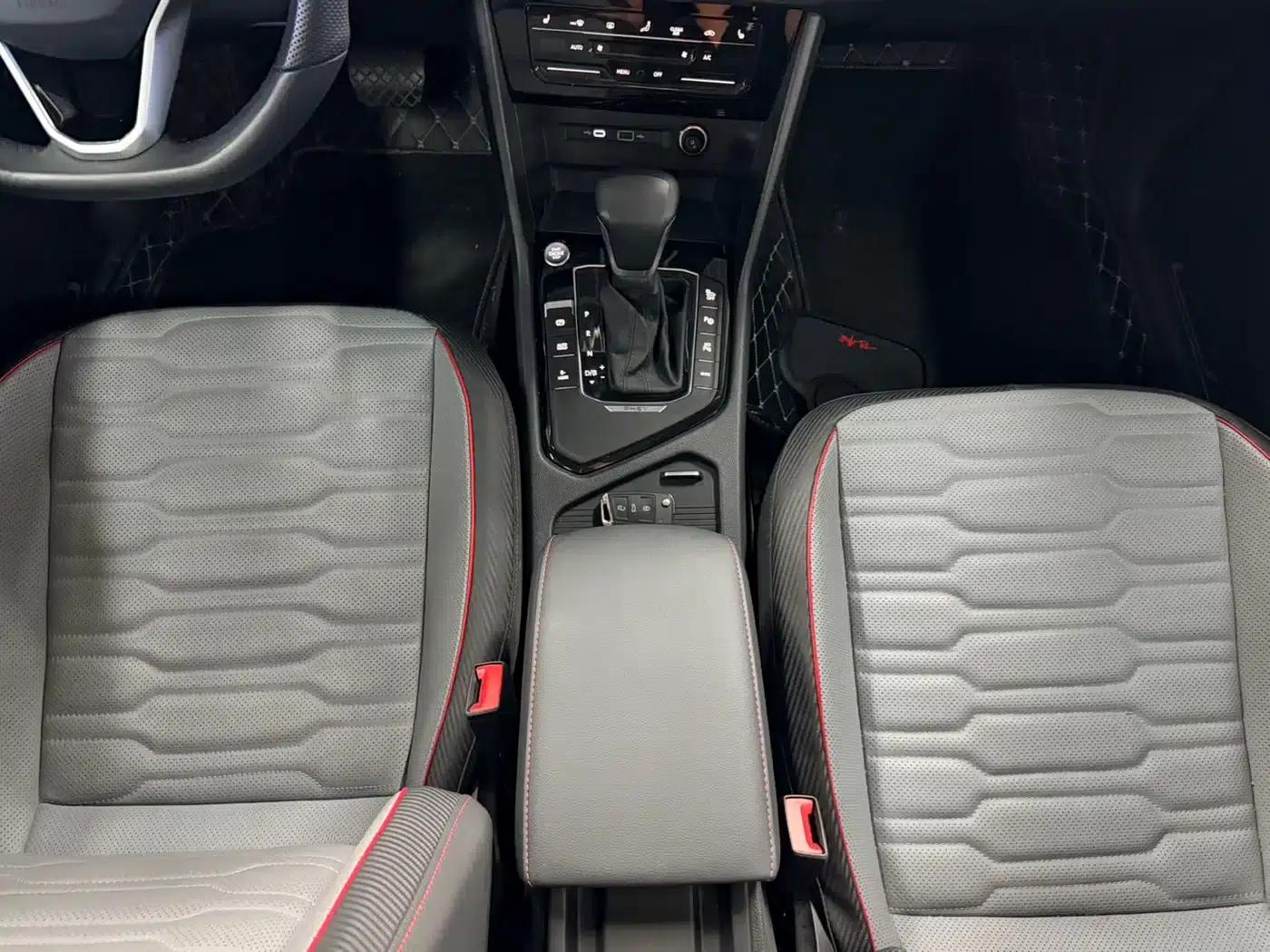 Tiguan L Plug-in Hybrid 2022 430PHEV Plug-in Hybrid Flagship Edition — миниатюра 15