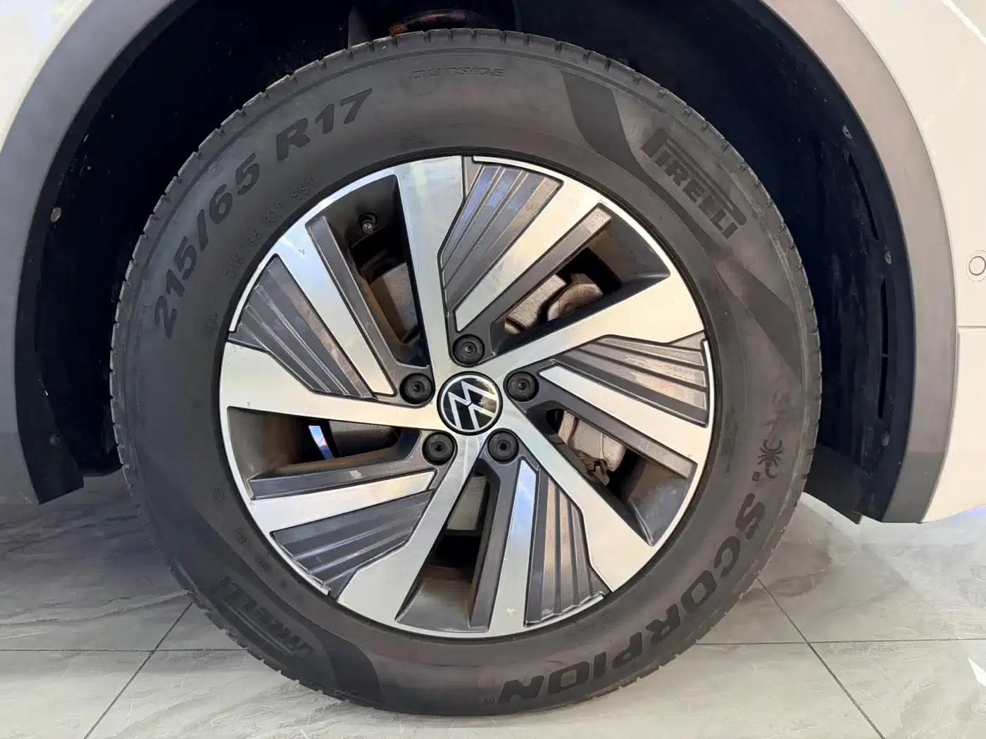 Tiguan L Plug-in Hybrid 2022 430PHEV Plug-in Hybrid Flagship Edition — миниатюра 17