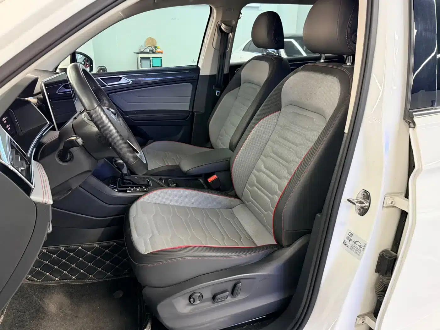 Tiguan L Plug-in Hybrid 2022 430PHEV Plug-in Hybrid Flagship Edition — миниатюра 9