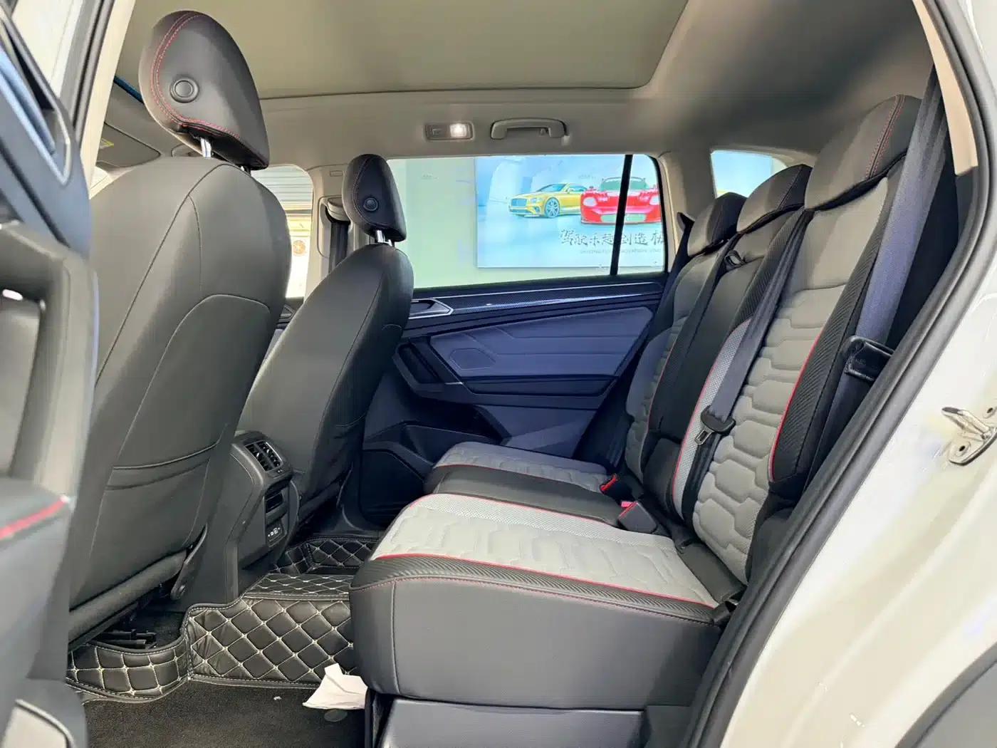Tiguan L Plug-in Hybrid 2022 430PHEV Plug-in Hybrid Flagship Edition — миниатюра 10