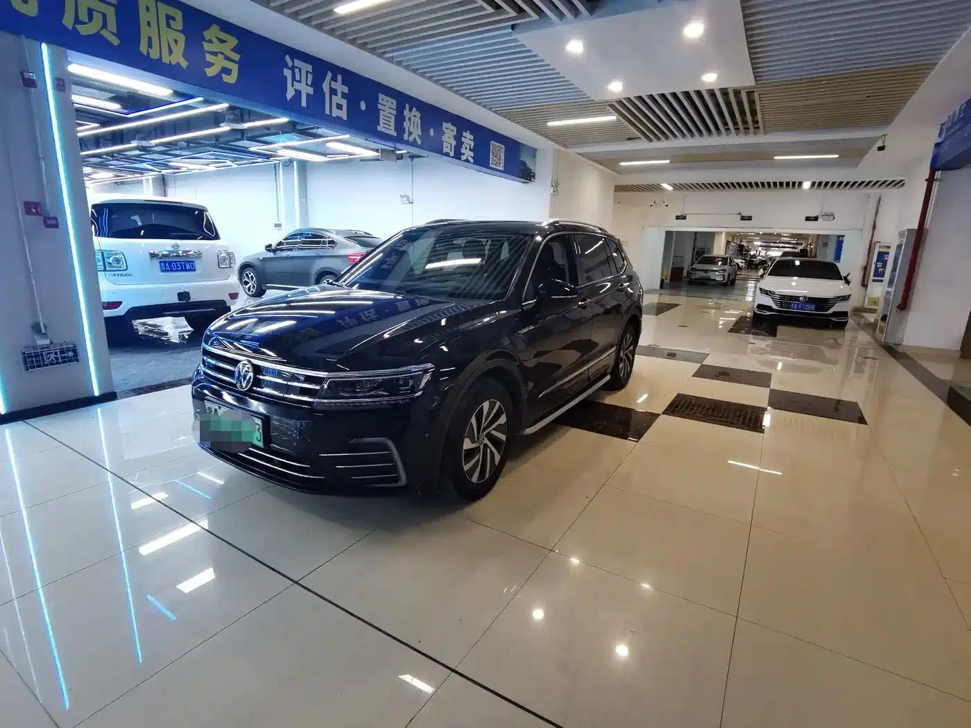 Tiguan L Plug-in Hybrid 2021 430PHEV Plug-in Hybrid Flagship Edition — миниатюра 2