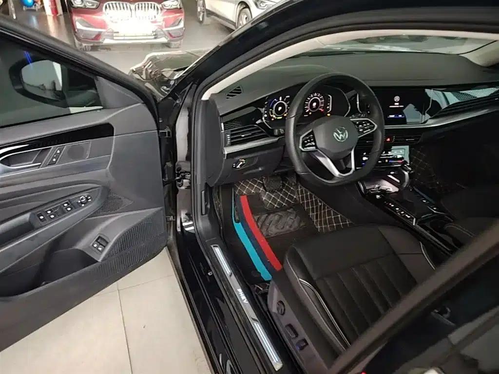 2023 Volkswagen Passat Plug-in Hybrid 430PHEV Hybrid Elite Edition — миниатюра 16