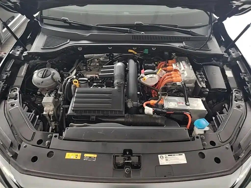 2023 Volkswagen Passat Plug-in Hybrid 430PHEV Hybrid Elite Edition — миниатюра 20