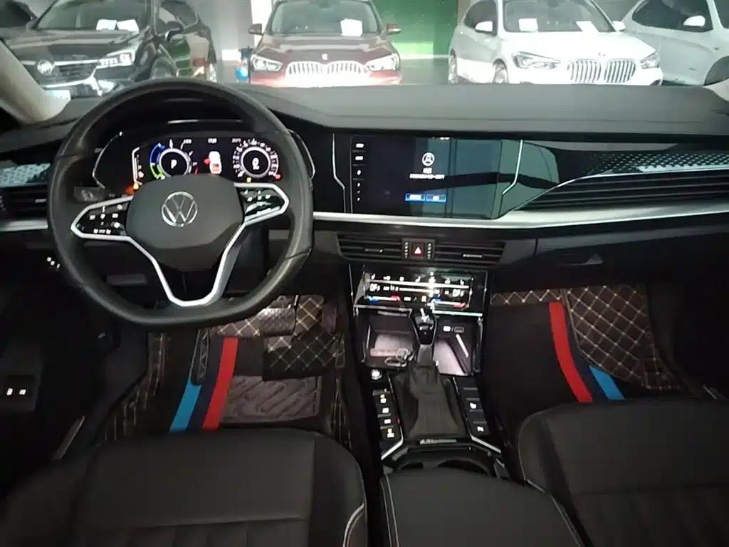 2023 Volkswagen Passat Plug-in Hybrid 430PHEV Hybrid Elite Edition — миниатюра 10