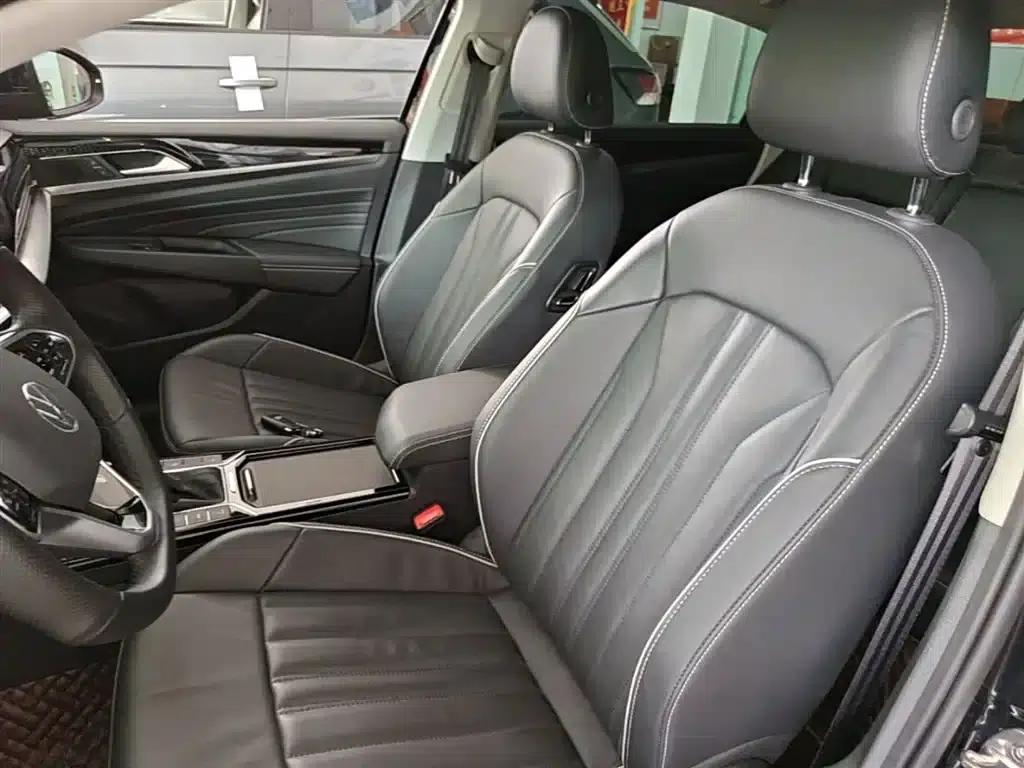 2022 Volkswagen Passat Plug-in Hybrid 430PHEV Hybrid Elite Edition — миниатюра 15