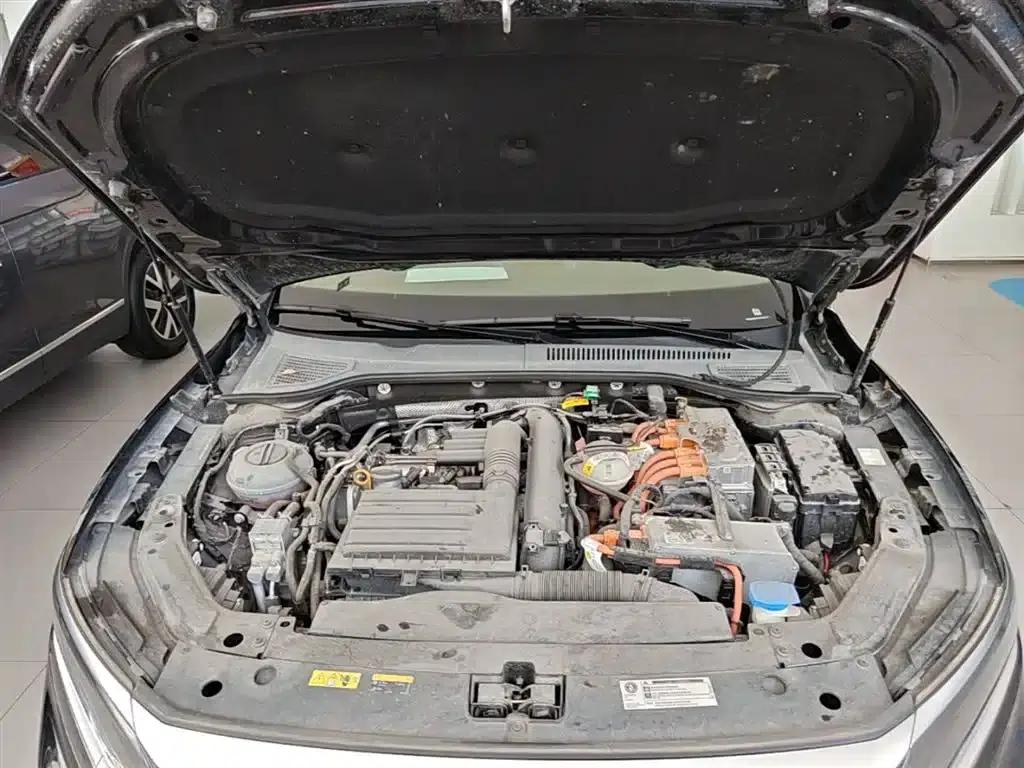 2022 Volkswagen Passat Plug-in Hybrid 430PHEV Hybrid Elite Edition — миниатюра 20