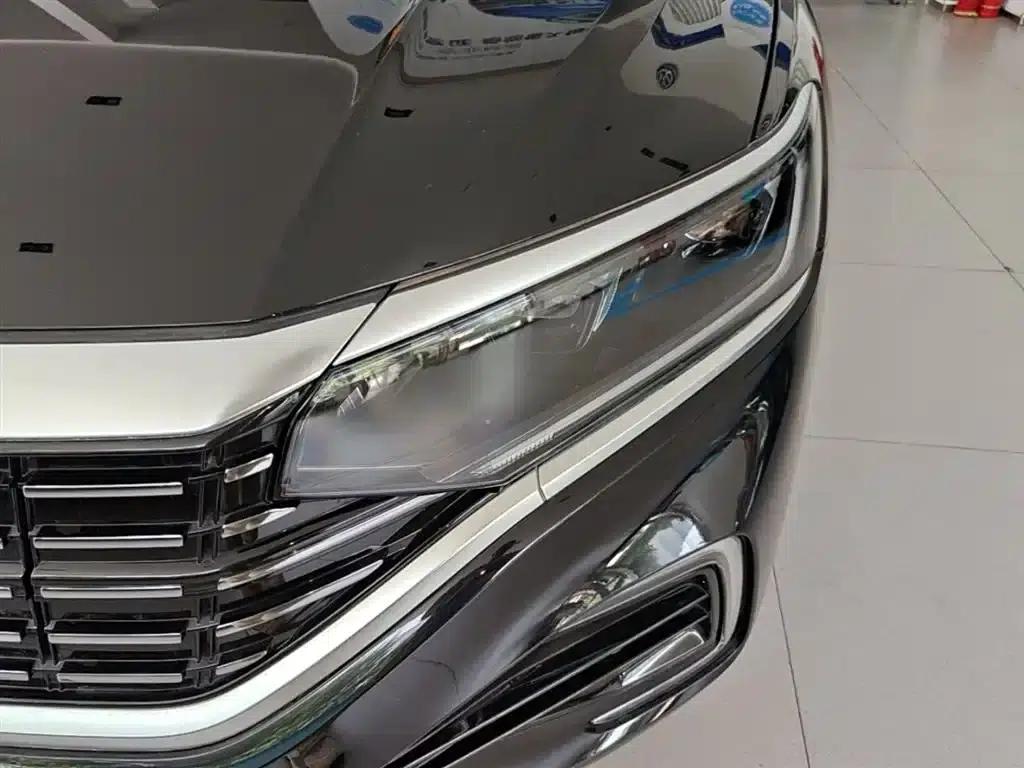 2022 Volkswagen Passat Plug-in Hybrid 430PHEV Hybrid Elite Edition — миниатюра 24