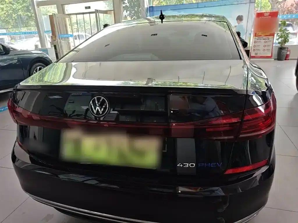2022 Volkswagen Passat Plug-in Hybrid 430PHEV Hybrid Elite Edition — миниатюра 6