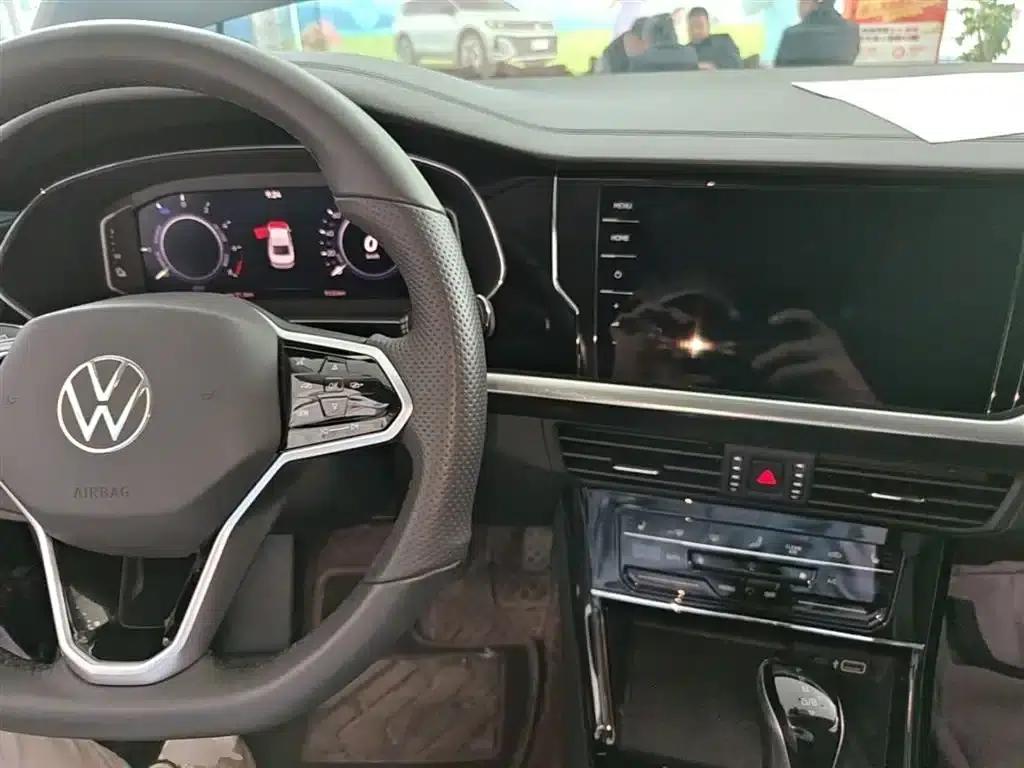 2022 Volkswagen Passat Plug-in Hybrid 430PHEV Hybrid Elite Edition — миниатюра 10