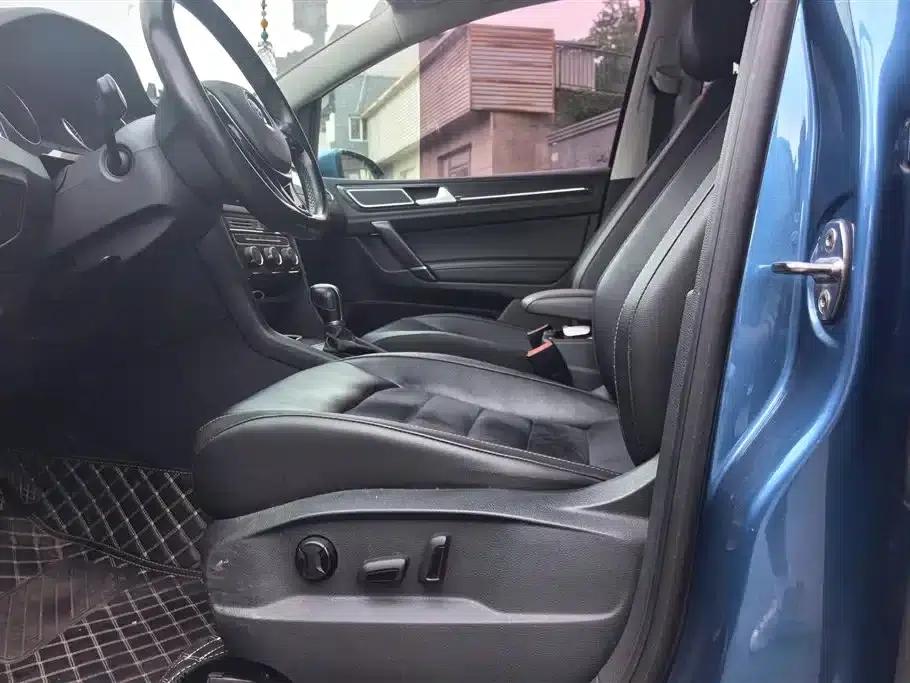 Golf Sportsvan 2018 280TSI Automatic Luxury — миниатюра 9