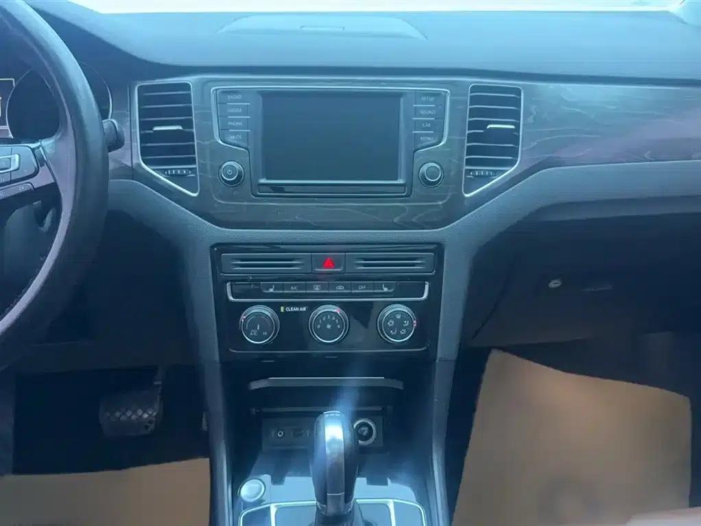 Golf Sportsvan 2016 280TSI Automatic Luxury — миниатюра 6