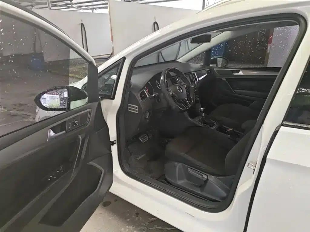 Golf Sportsvan 2016 1.6L Automatic Comfort Edition — миниатюра 16