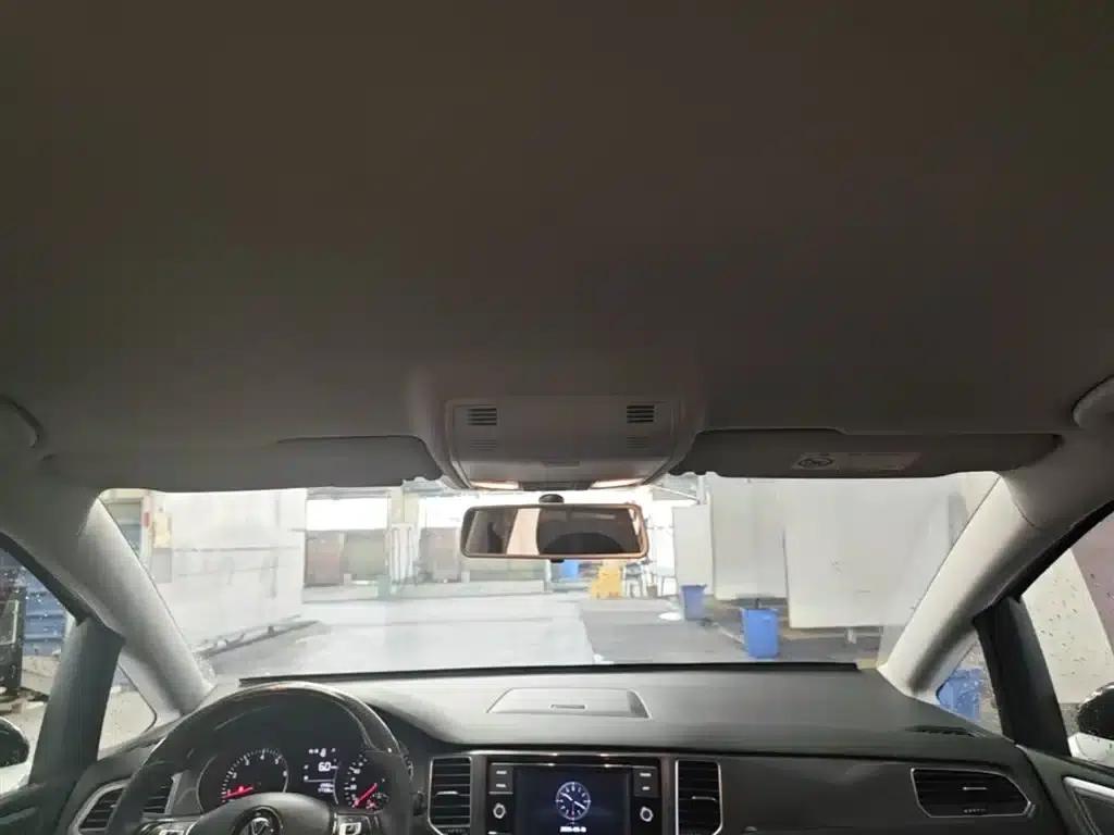 Golf Sportsvan 2016 1.6L Automatic Comfort Edition — миниатюра 18