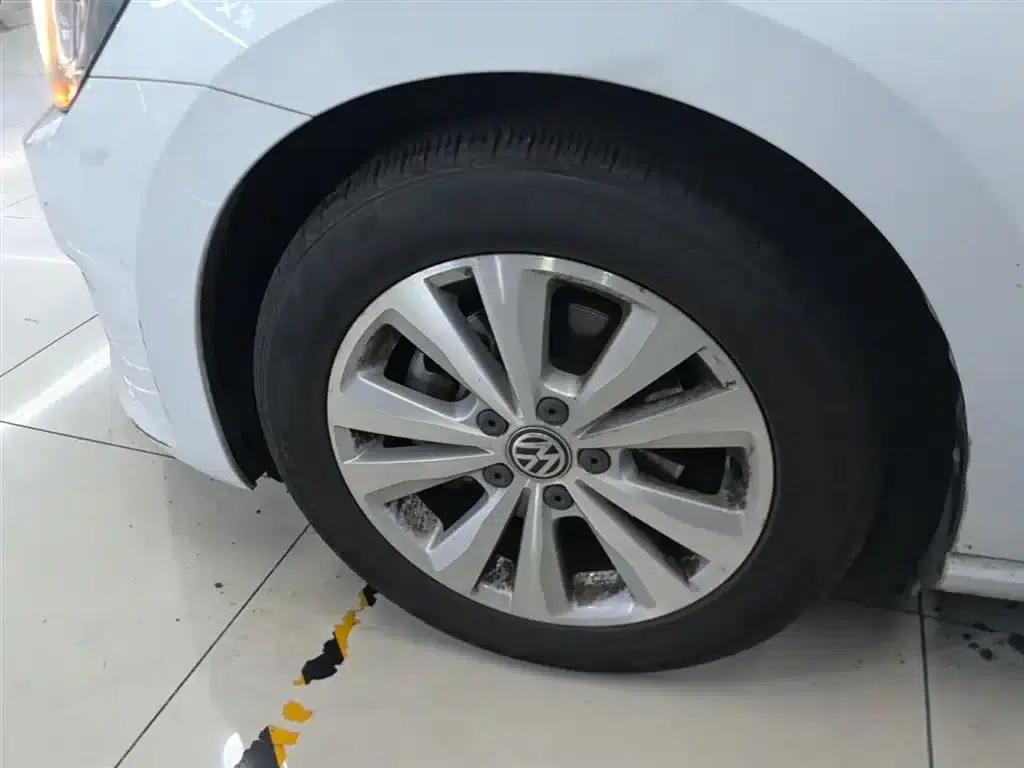 Golf Sportsvan 2016 230TSI Automatic Entry-Level Model — миниатюра 23