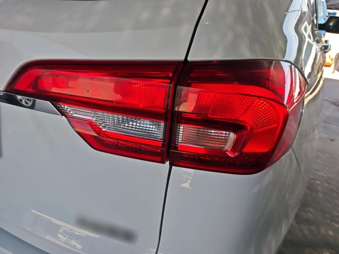 Haval M6 2018 1.5T Manual Two-Wheel Drive Elite Model — миниатюра 7