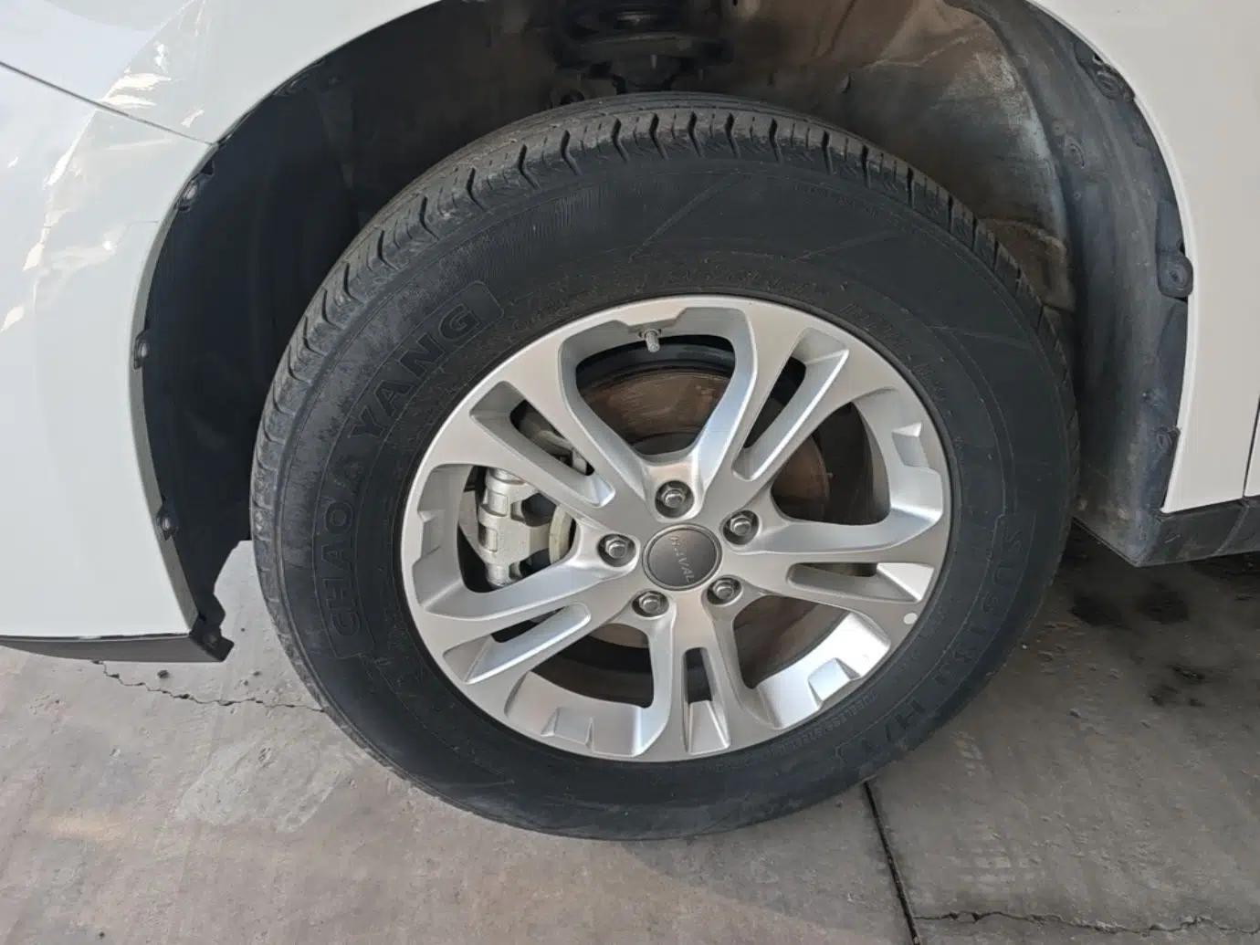 Haval M6 2018 1.5T Manual Two-Wheel Drive Elite Model — миниатюра 8