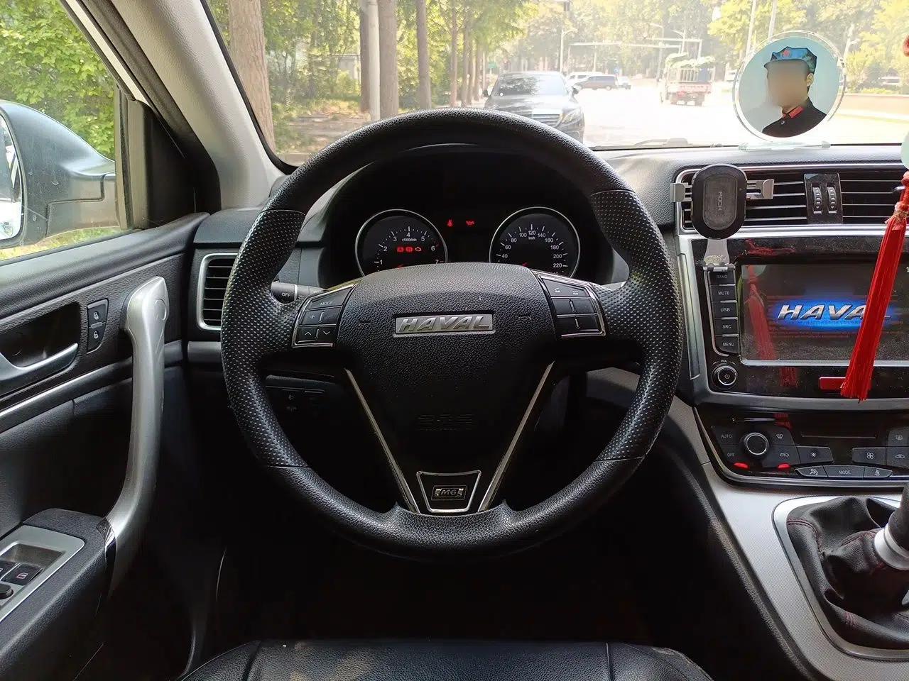 Haval M6 2019 1.5T Manual Two-Wheel Drive Urban Version China V Standard — миниатюра 11