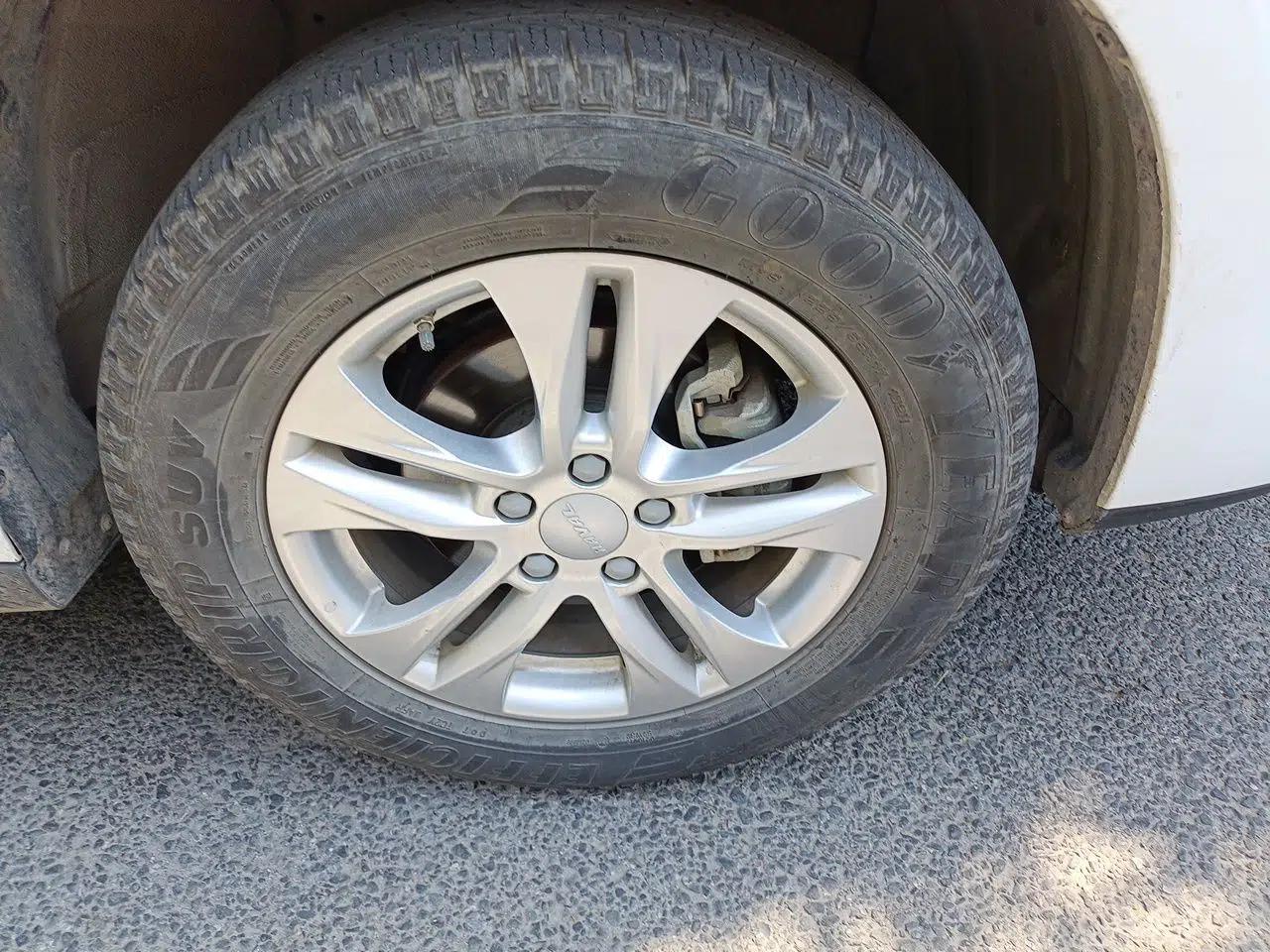 Haval M6 2019 1.5T Manual Two-Wheel Drive Urban Version China V Standard — миниатюра 8
