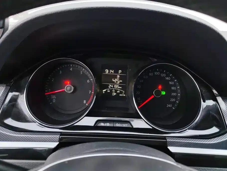 C-TREK 2020 1.5L Automatic Comfort Model — миниатюра 14