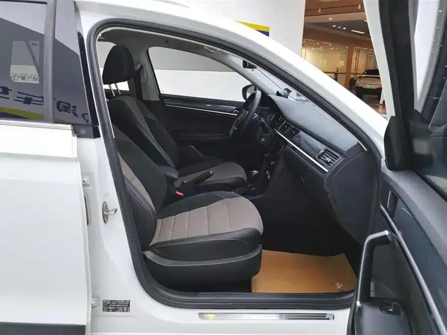 C-TREK 2020 1.5L Automatic Comfort Model — миниатюра 8