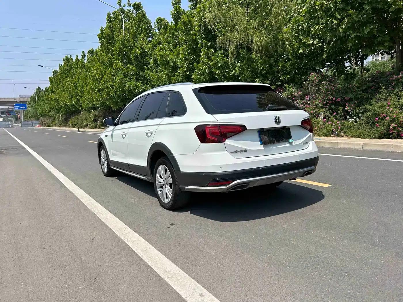 C-TREK 2017 1.6L Automatic Comfort Model — миниатюра 6