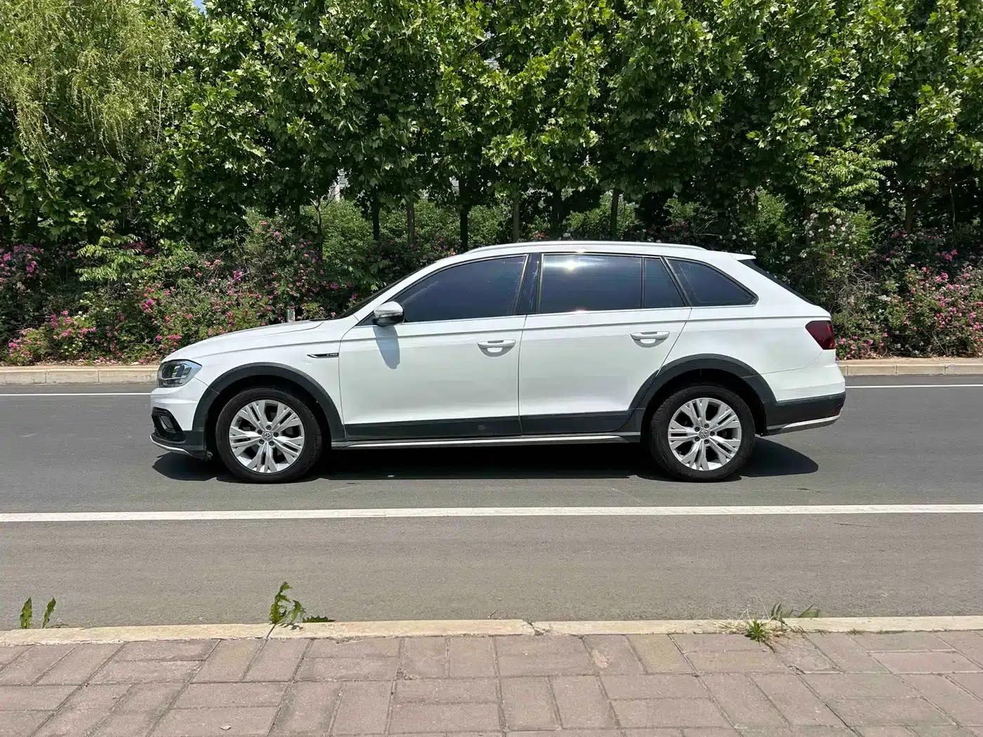 C-TREK 2017 1.6L Automatic Comfort Model — миниатюра 7