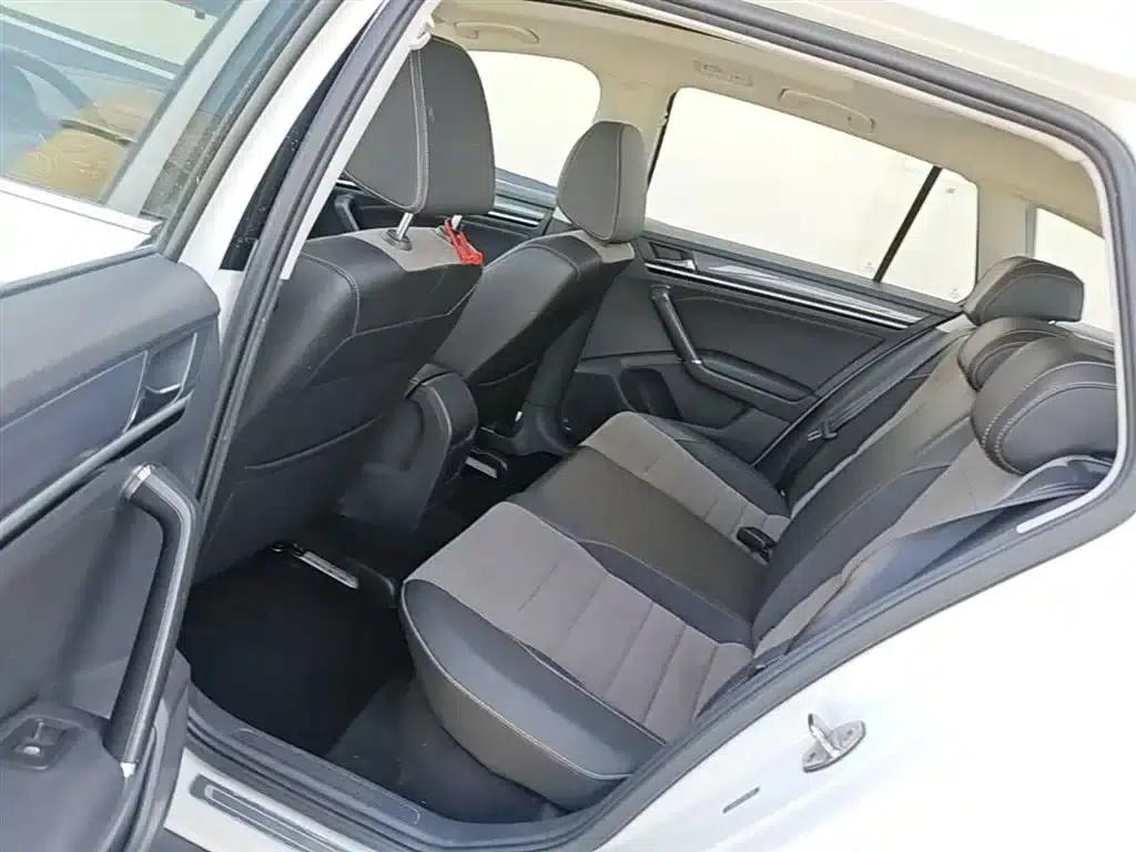 C-TREK 2018 1.5L Automatic Comfort Model — миниатюра 17