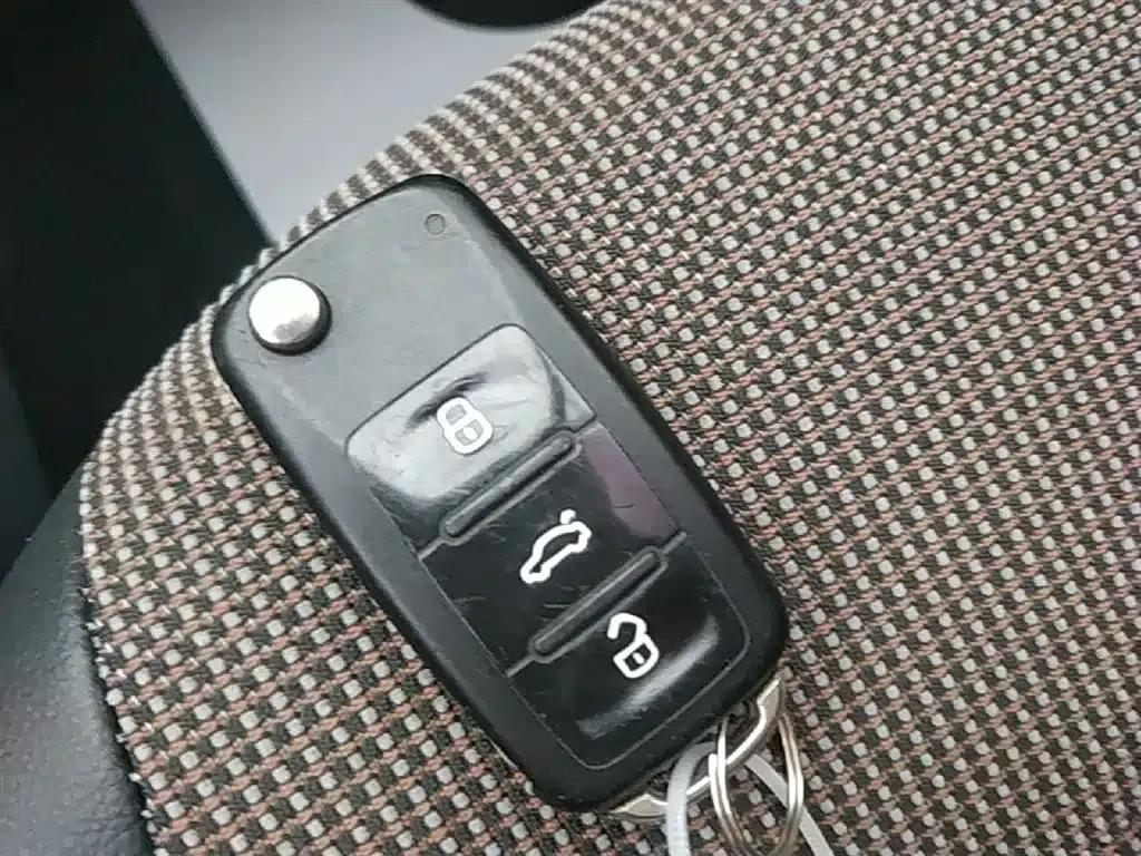 C-TREK 2017 1.6L Automatic Comfort Model — миниатюра 9