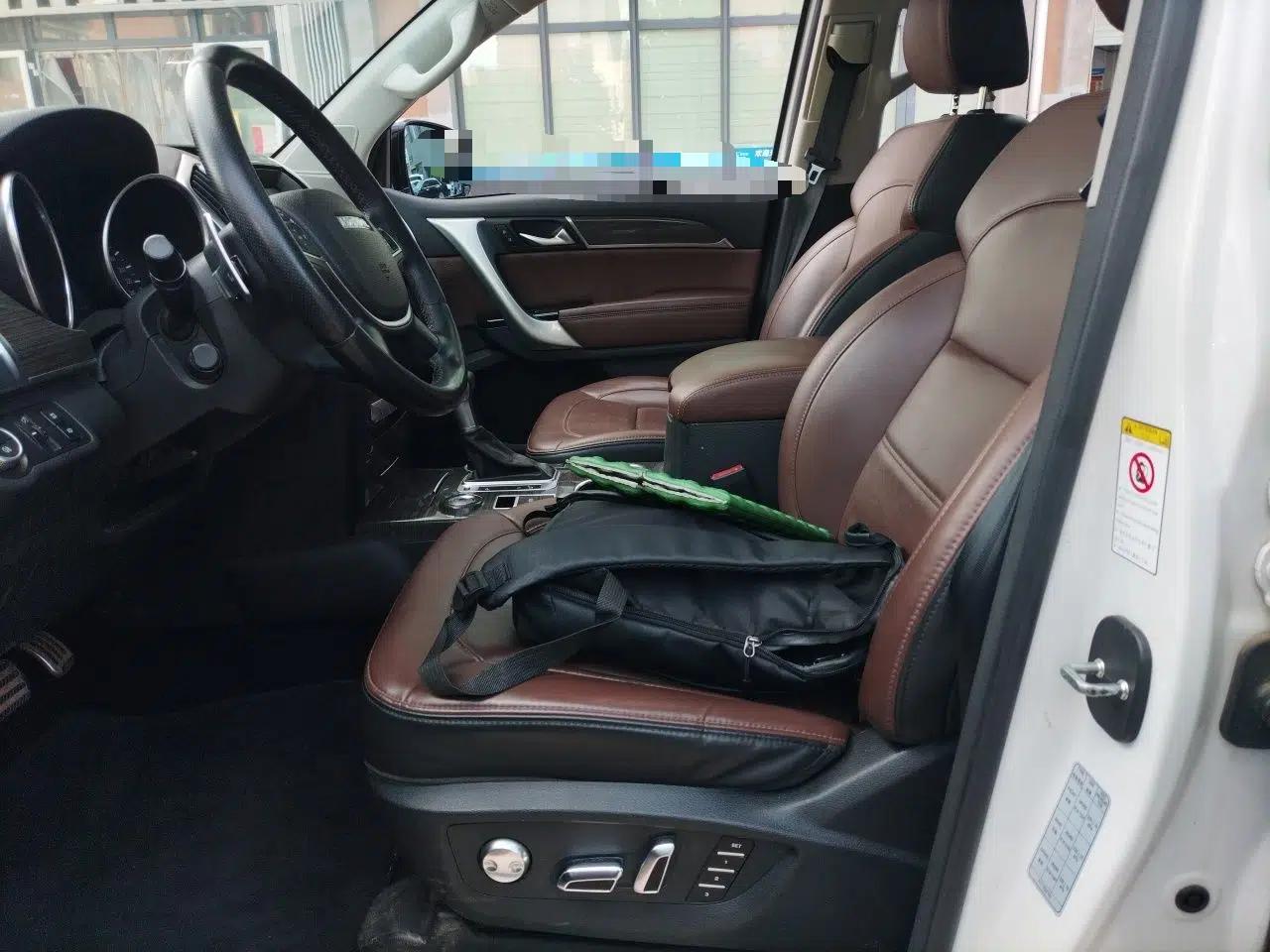 Haval H9 2016 2.0T Four-Wheel Drive Luxury Version 5 Seats — миниатюра 16