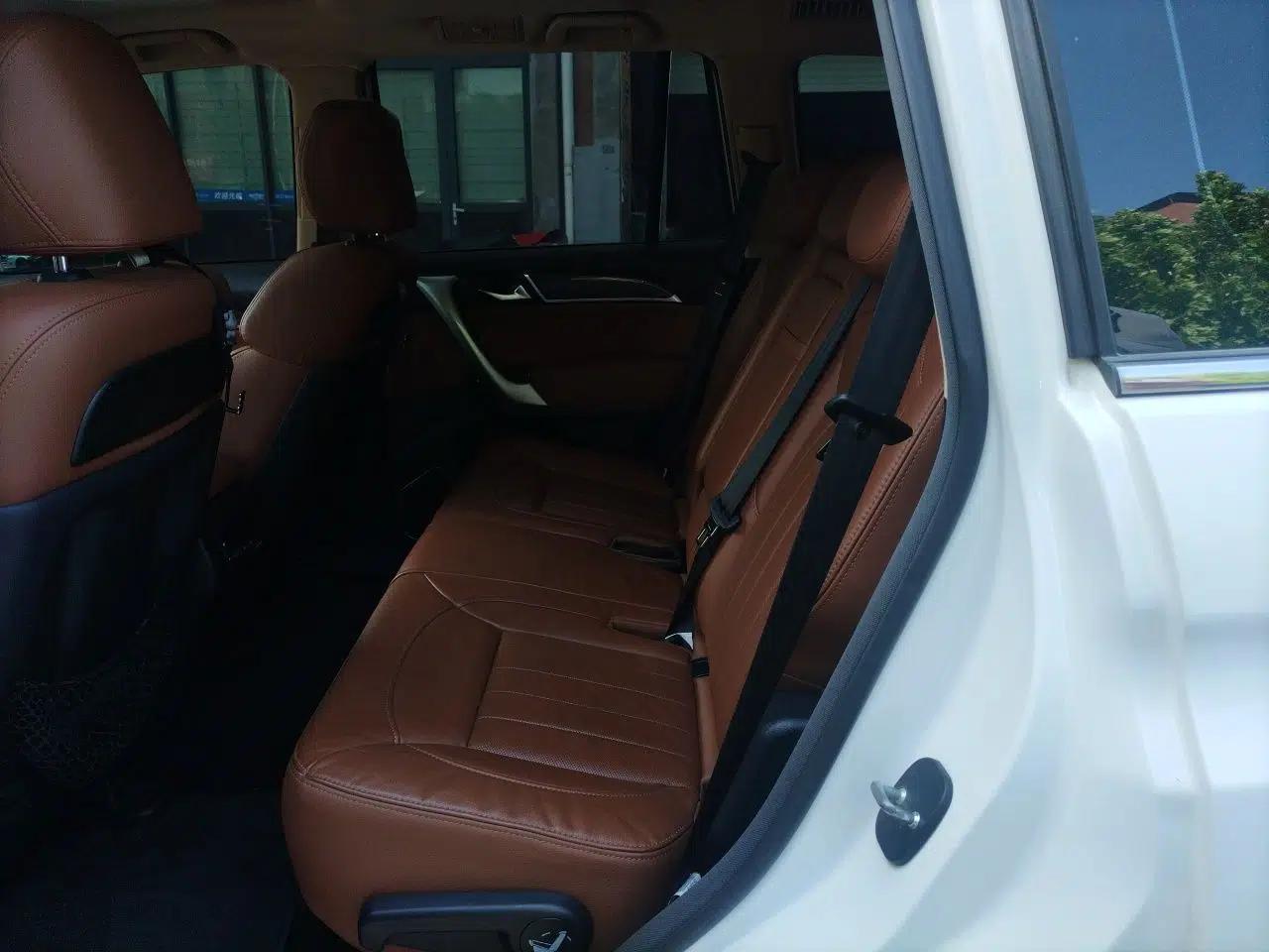 Haval H9 2015 2.0T Four-Wheel Drive Luxury 7-Seater — миниатюра 18
