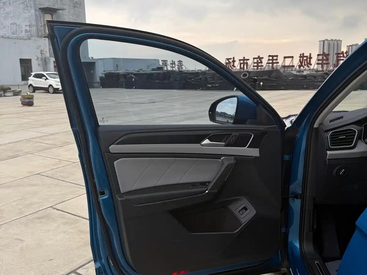 Tayron GTE Plug-in Hybrid 2023 280TSI Luxury Plus Advanced Edition — миниатюра 15