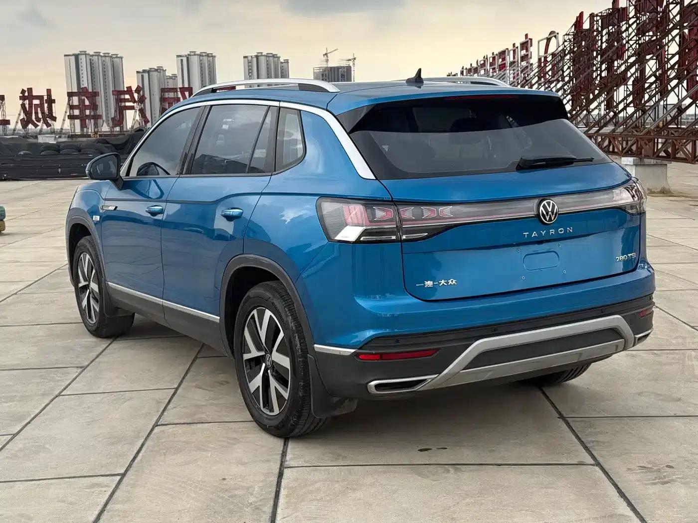 Tayron GTE Plug-in Hybrid 2023 280TSI Luxury Plus Advanced Edition — миниатюра 3